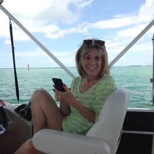 Meet your Posher, Vicky